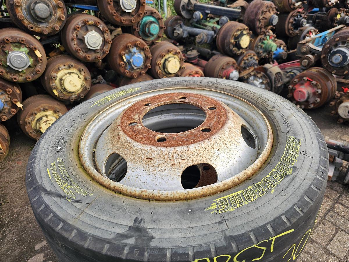 Gebruikt 2005 BRIDEGESTONE R 168