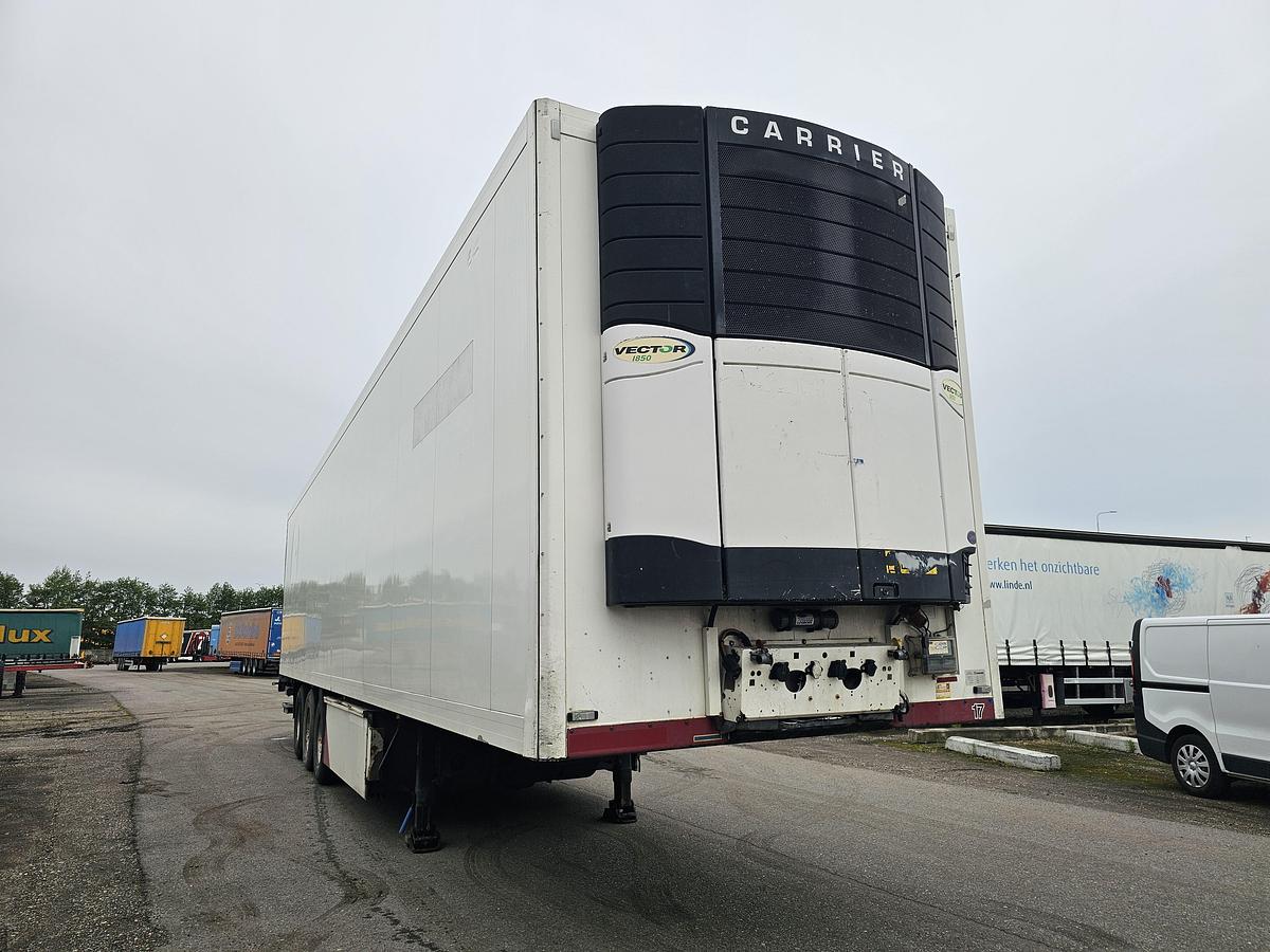 Gebruikt 2008 KRONE SD | FRIGE TRAILER WITH CARRIER | AND LOADING LIFT.