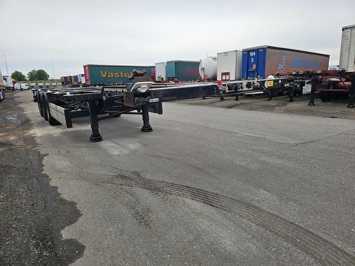 Gebruikt 2015 KRONE SD | 40 FT|2 X 20 FT | BACK SLIDER |HIGHCUBE.| APK /TUV 24-03-2027 |5 PIECES.