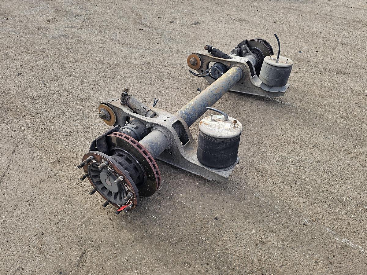 Used 2006 SAF B19-22K01 TRAILER AXLE DISC