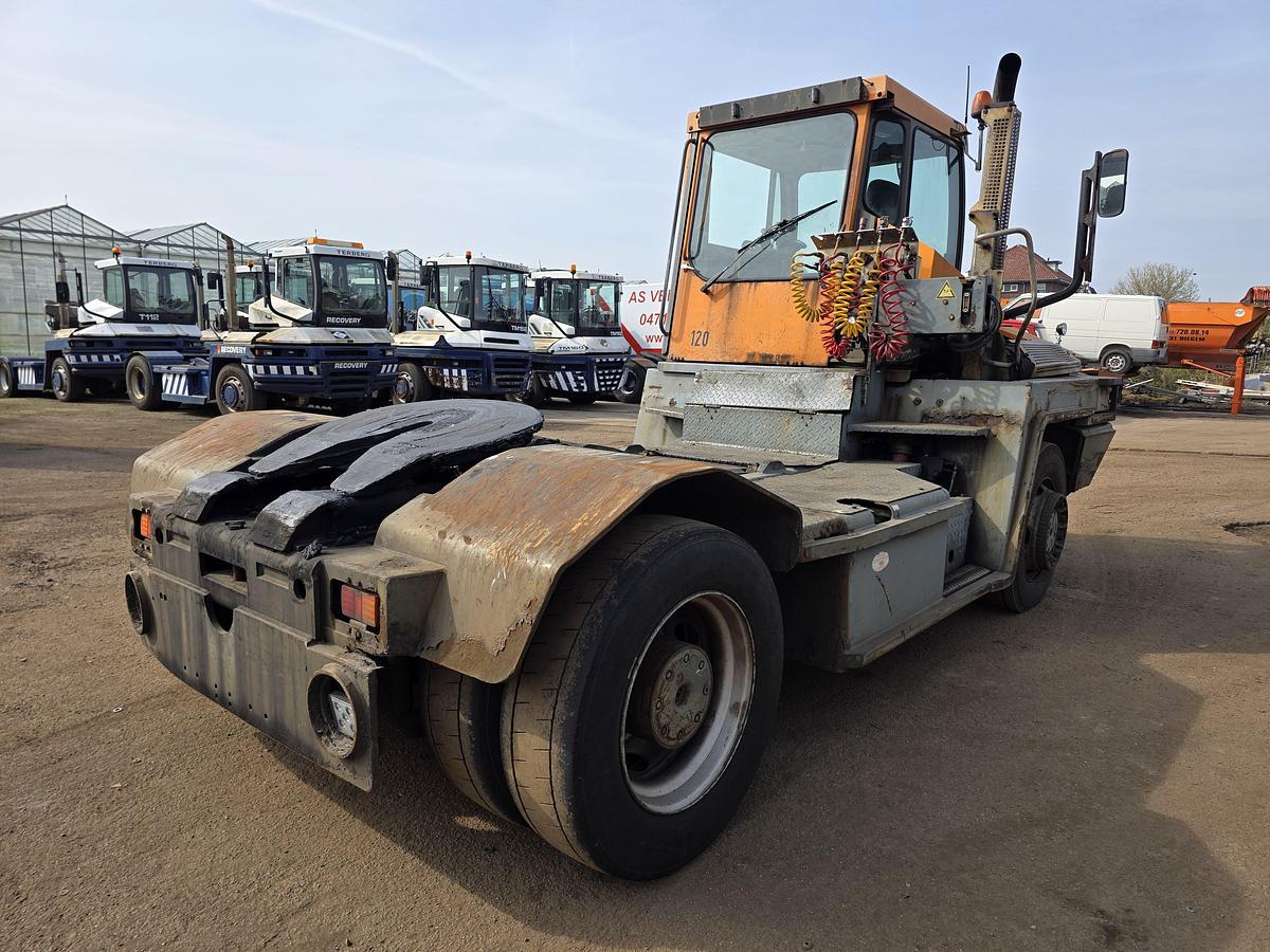 Gebruikt 2007 TERBERG RT222 |4X4| TURNING CHAIR| AUTOMATIC GEAR| WORKING MACHINE.