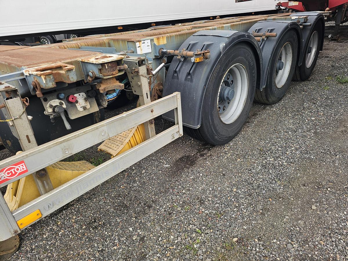 Used 2007 PACTON 3 AXLE MULTI  YARD CHASSIS | 3 X EXTENDIBLE | BPW DRUM | NO DOCUMENTS.
