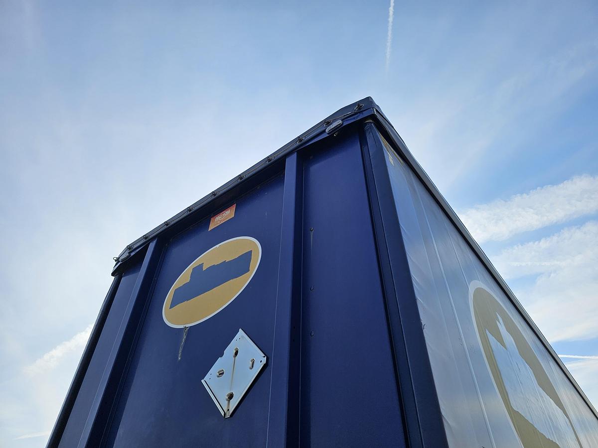 Used 2012 PACTON TBD.122 | SINGLE STEERING AXLE |UNDER SLIDING LOADING LIFT + BATTERIES| DAF DISC| APK /TUV 6-12-2025