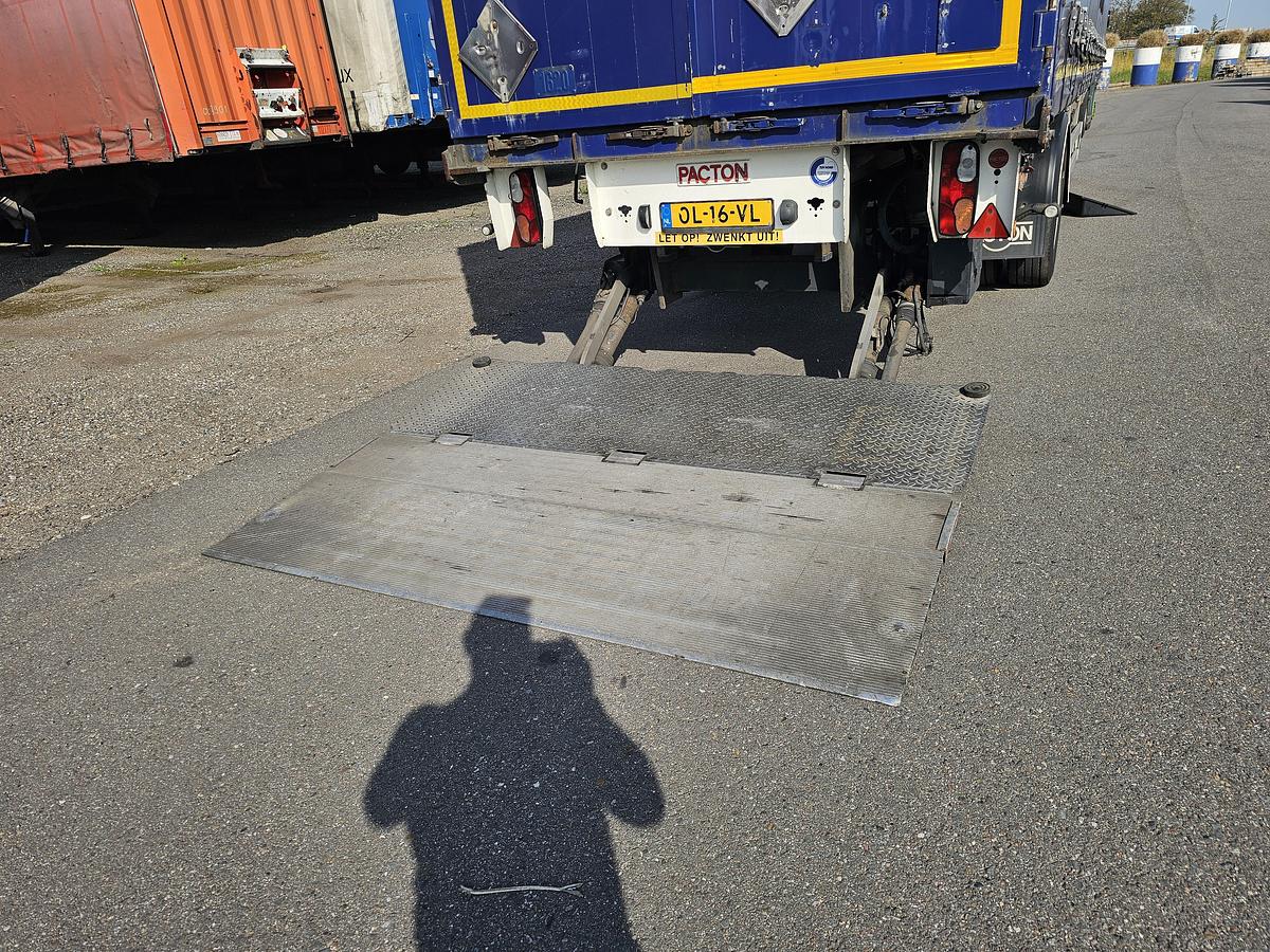 Used 2012 PACTON TBD.122 | SINGLE STEERING AXLE |UNDER SLIDING LOADING LIFT + BATTERIES| DAF DISC| APK /TUV 6-12-2025