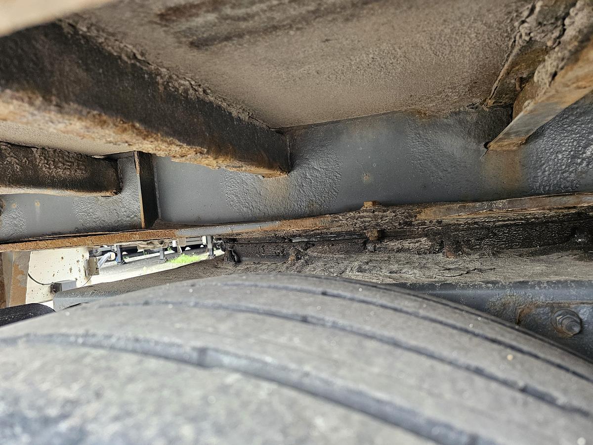 Used 2009 PACTON TBD344 | STEERING AXLE | HOLLAND TRAILER |HEAVY DUTY| TUV/ APK 20-1-2026.