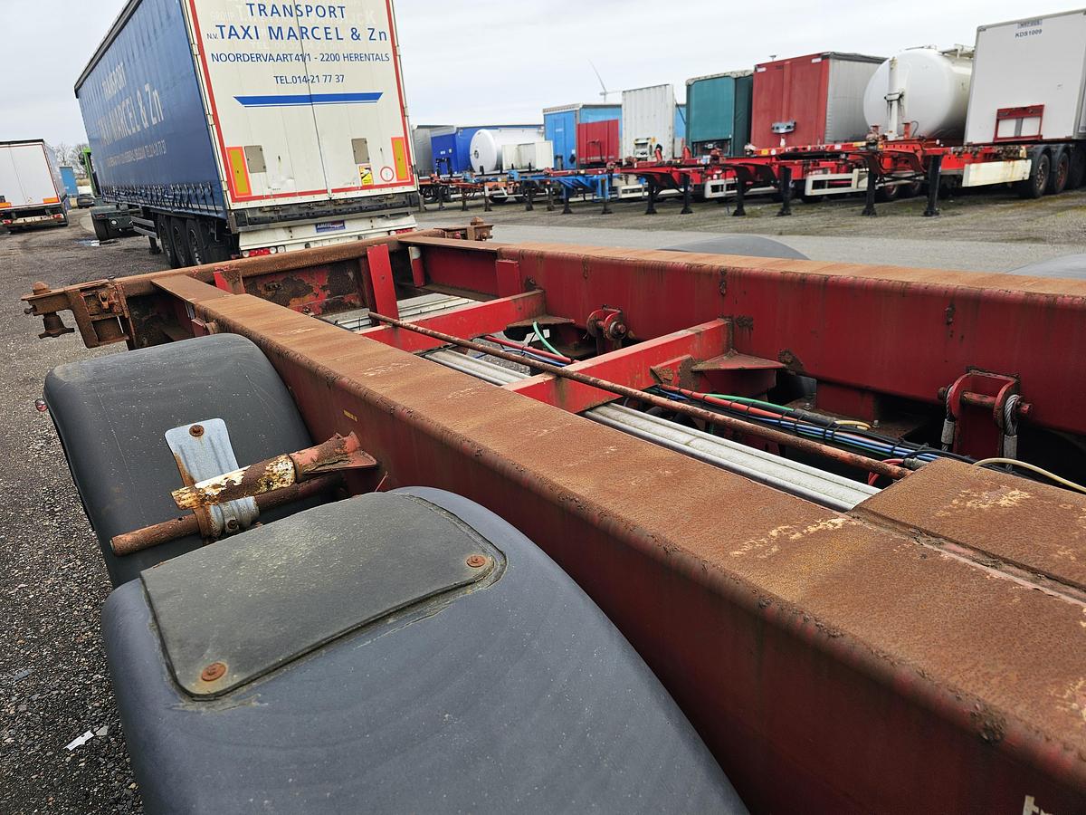Gebruikt 2001 RENDERS euro 800 | 40 ft | Bpw drum.
