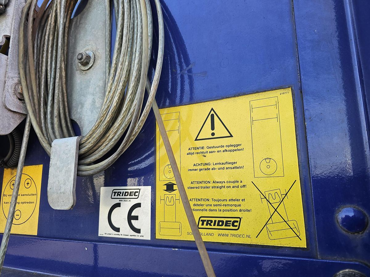 Used 2012 PACTON TBD.122 | SINGLE STEERING AXLE |UNDER SLIDING LOADING LIFT + BATTERIES| DAF DISC| APK /TUV 6-12-2025