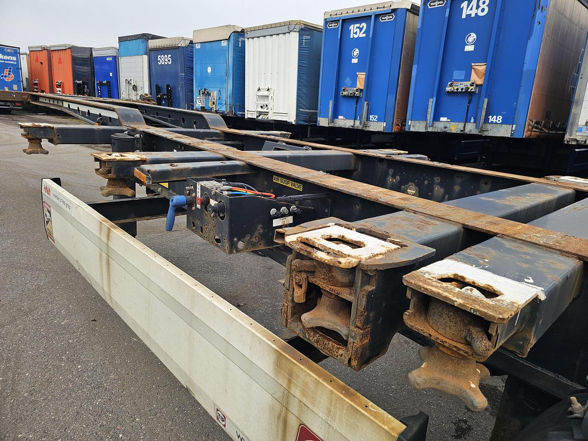 Gebruikt 2015 KRONE SD | CONTAINER CHASSIS 40 FT 2 X 20 FT |BPW DRUM| APK TUV 22-07-2026. 5 PIECES.