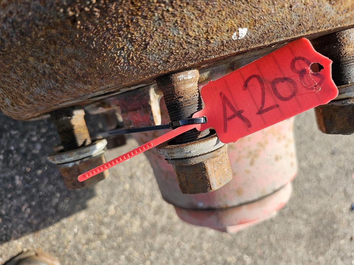 Used 2004 FREUHAUF SMB TRAILER AXLE SINGLE TIRE DRUM