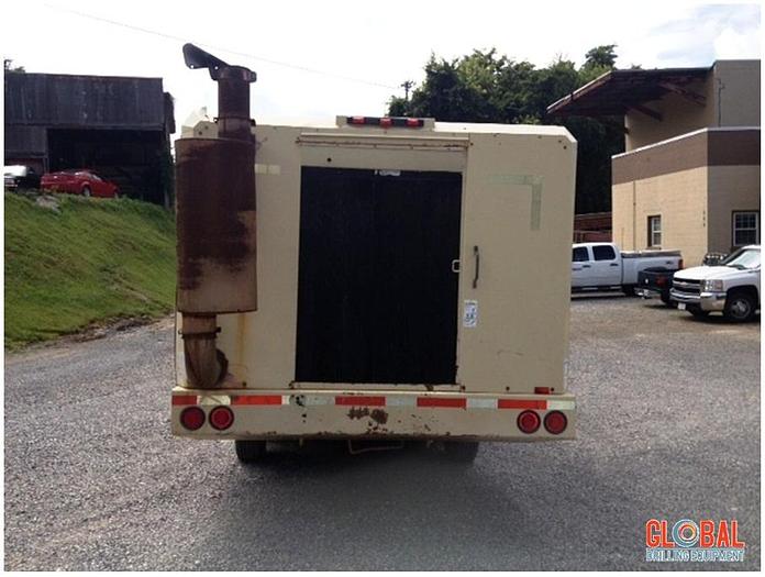 Used Item 0295 : 2003 Ingersoll-Rand XHP1070WCAT Air Compressor