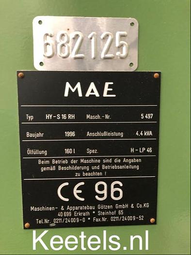 Gebruikt 1996 MAE 16t.