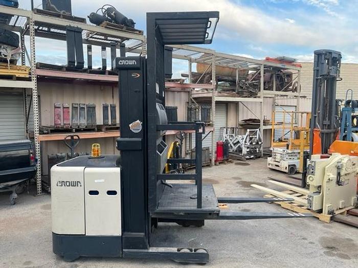 Used Crown SP3505-30 Order Picker