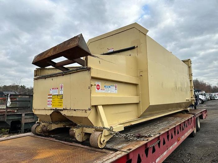 Used Wastequip Model 265 35-yard Self-Contained Compactor