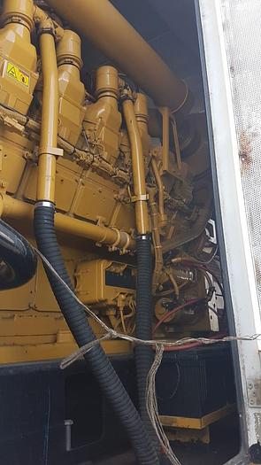 Used 2 MW 2011 Used Caterpillar 3516B Diesel Generator