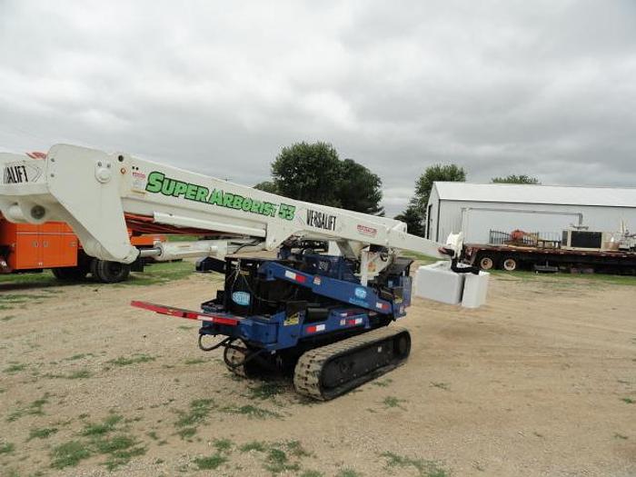 Used 2014 skylift/ versalift SUPER ARBORIST 53/VST521