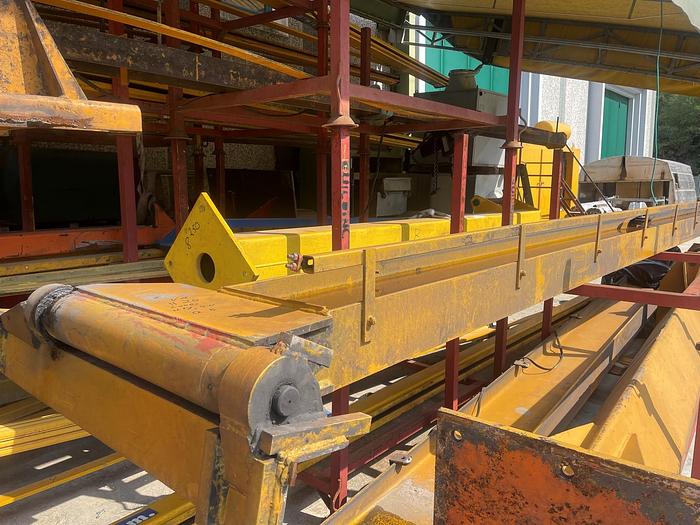 Usato GRU A BANDIERA 20