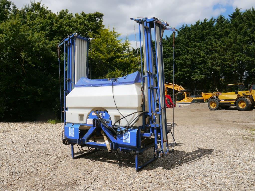 Used Horstine Cascade 18 Sprayer