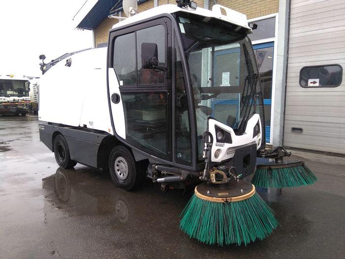 Gebruikt 2016 Johnston C201