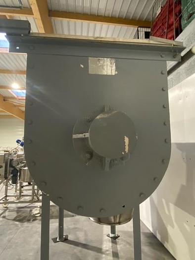 Used GONDARD 900 litres