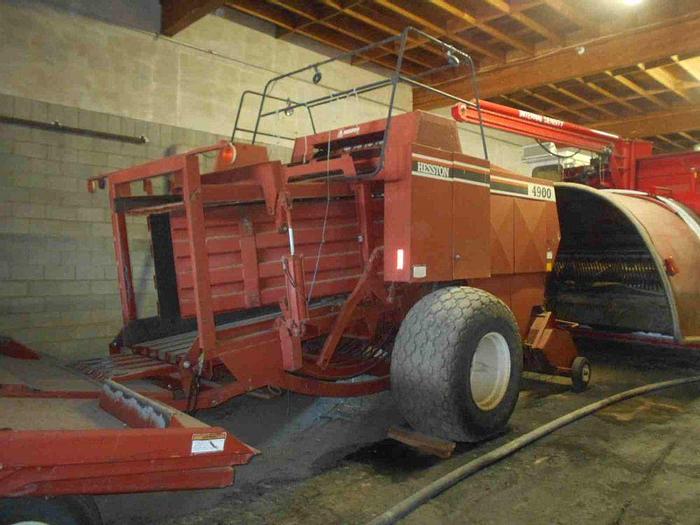 Used Hesston 4900 Baler