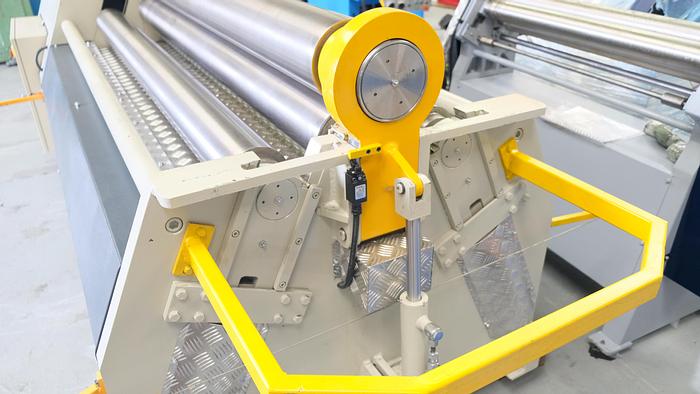 Used UZMA SAHINLER 2050 x 180 4 roll hydraulic bending roller  2018 