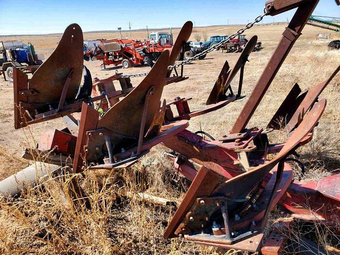Used 5 Bottom Watts Plow w/ Hyd Reset