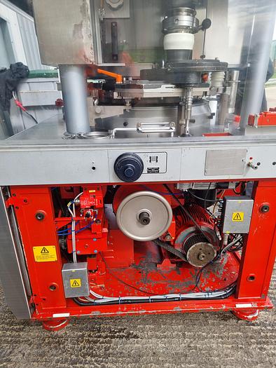 Used 2002 Manesty rotapress 55 D punches bI layer