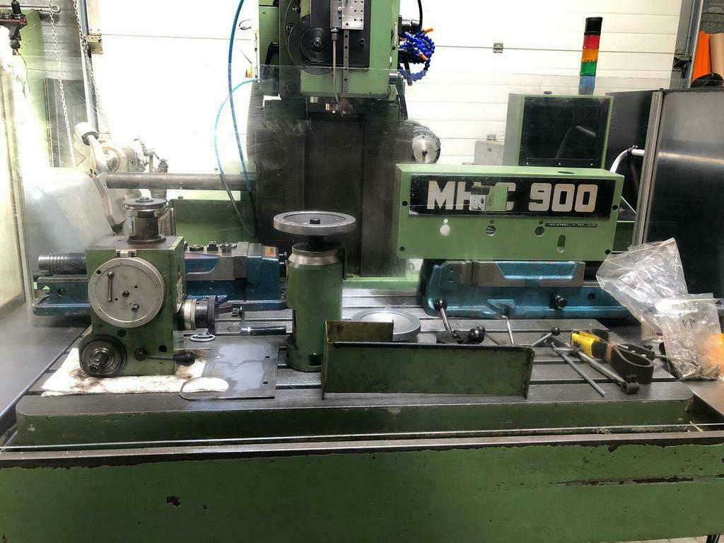 Usado 1990 MAHO MH-C 900