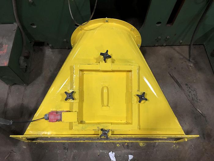 Used VECOPLAN RG42/40 XL PV SHREDDER W/ CONVEYOR