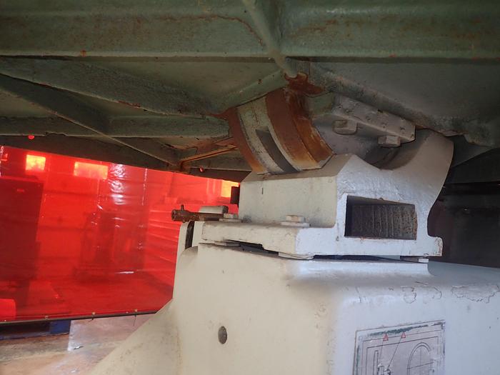 Used Industrial 32'' Bandsaw Carter Guides