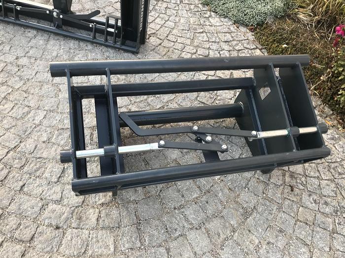 2021 Maniotu Adapter mit Hauer Aufnahme