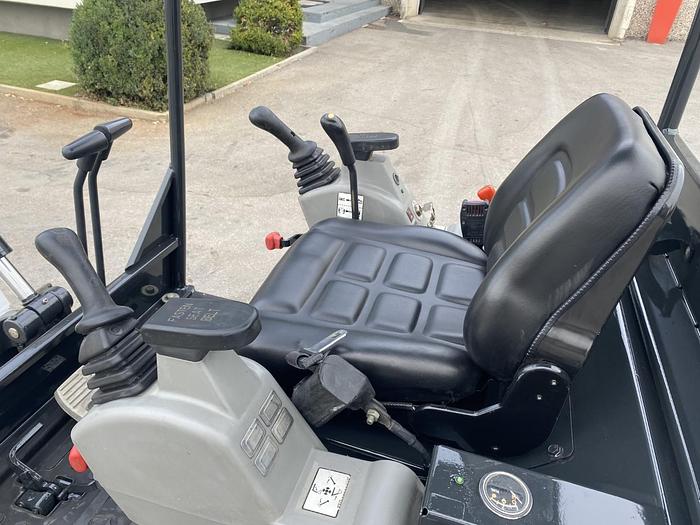 Usato 2012 BOBCAT E16 EM