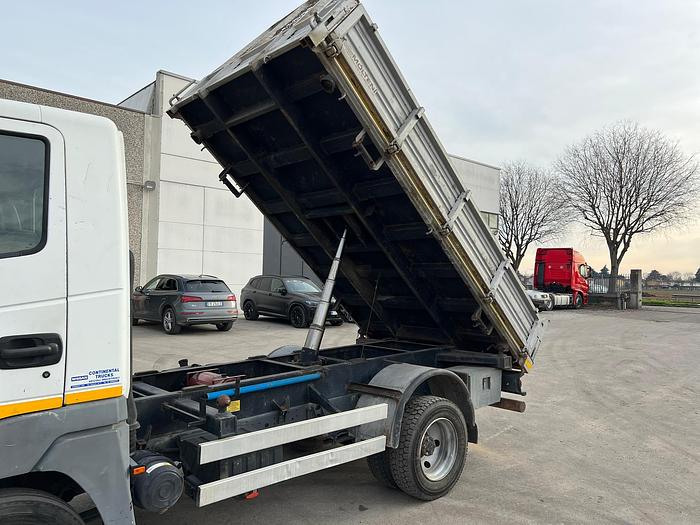Usato nissan ATLEON 140