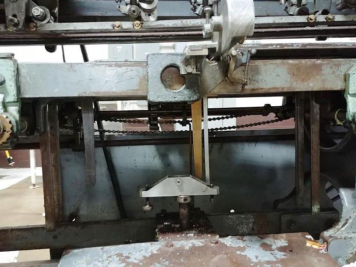 Used Burt AU-611 Roll thru labeler set for 401 cans