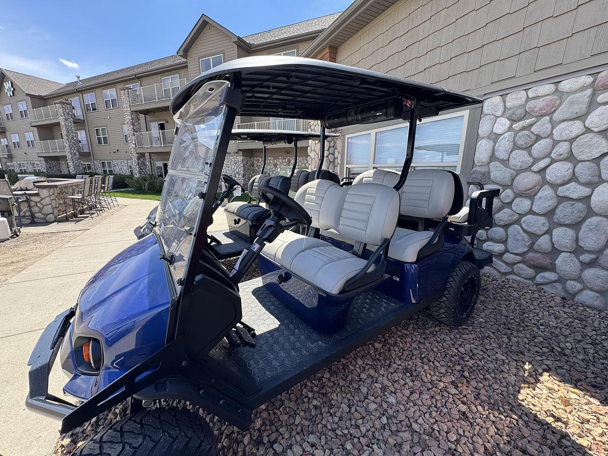 2026 E-Z-GO Express 4