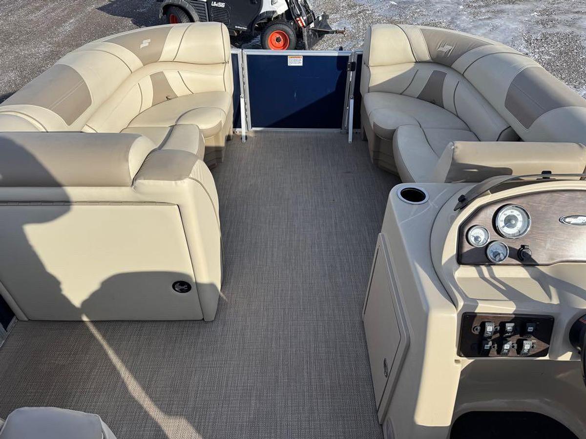 Used 2020 Starcraft EX 22 Q
