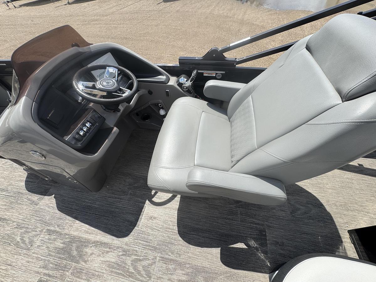 Used 2021 Avalon 2585 Catalina Quad Fish