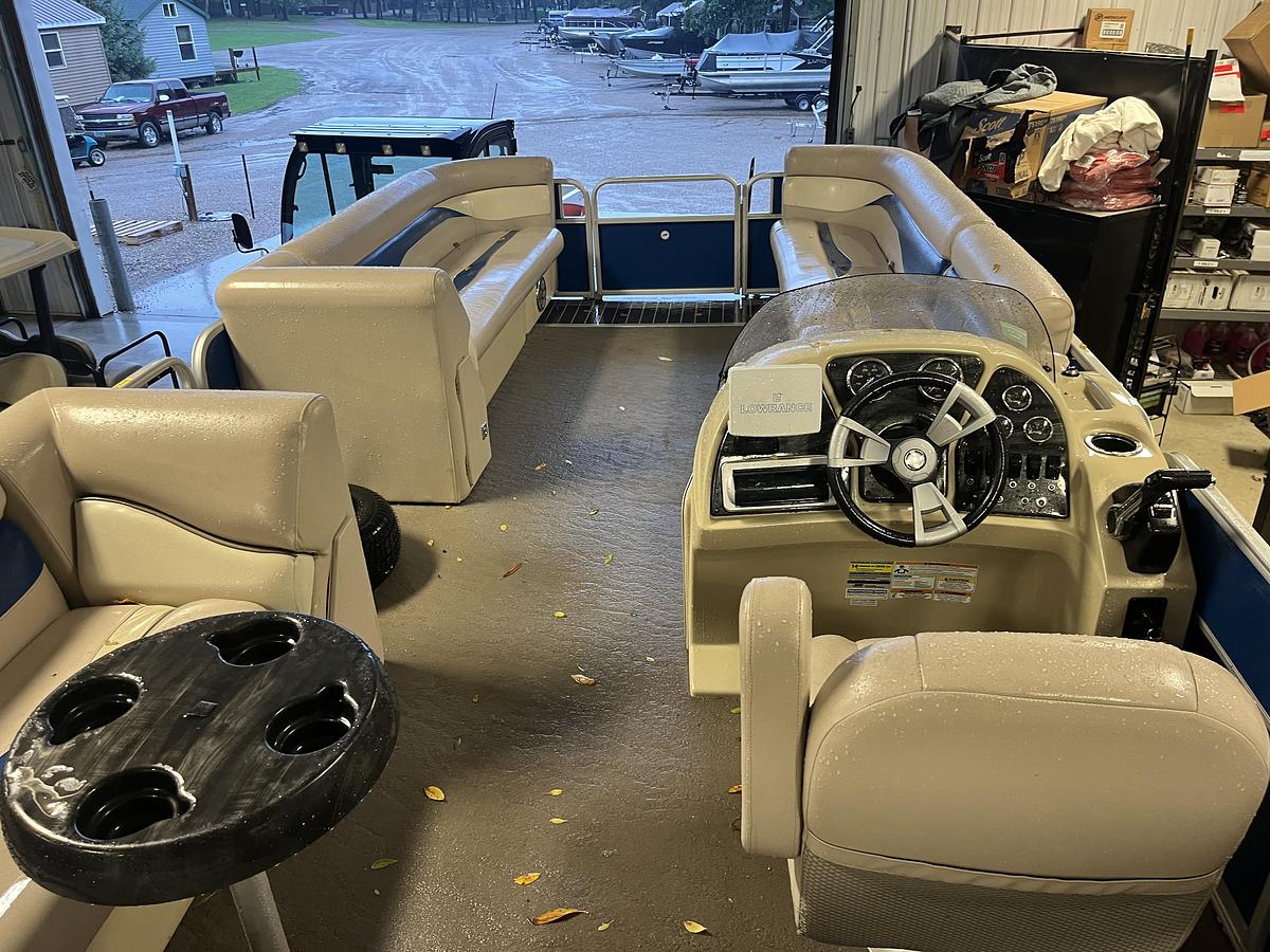 Used 2013 godfrey sweetwater