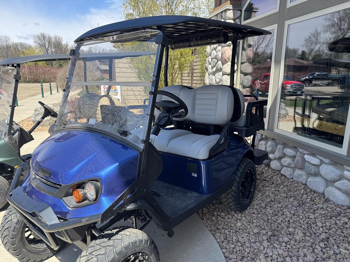 2026 E-Z-GO Express 4