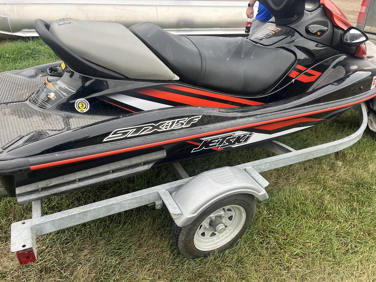 Used 2018 kawasaki stx15f