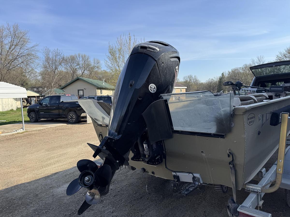 Used 2023 Lund Alaskan 1800 Tiller
