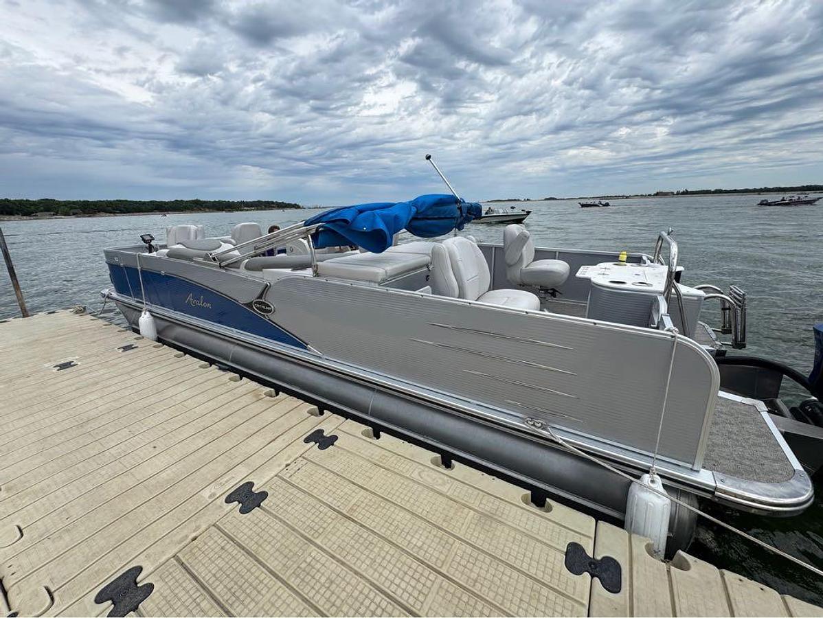 Used 2018 Avalon Catalina Quad Fish 25''''