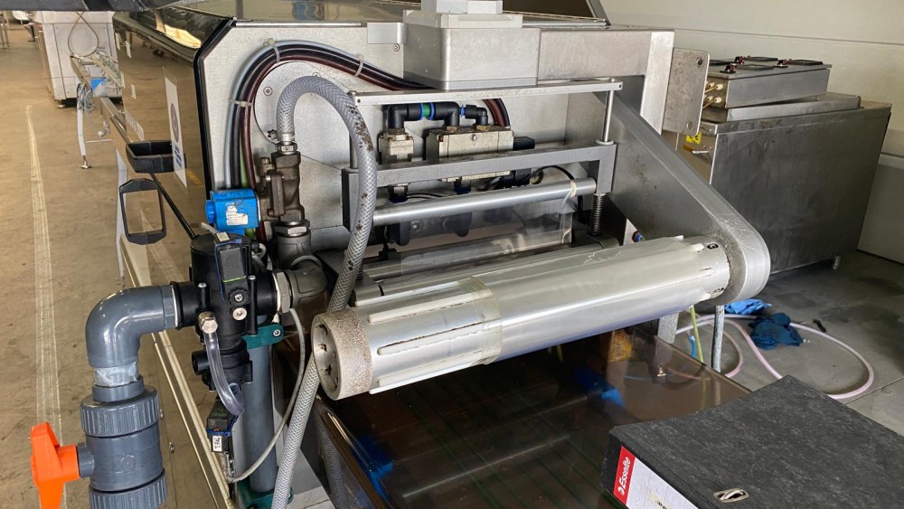 Used Sealpac 610 automatic traysealer