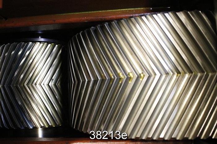 Refurbished Lufkin S127CH Gear Drive, 2.429/1 Ratio #38213