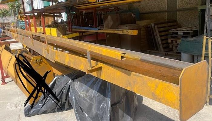 Usato GRU A BANDIERA 20