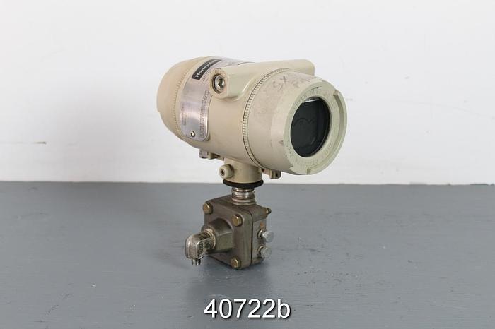 Used Honeywell ST300 Smart Transmitter, Model STG170-F1G-00000-MB.SM.F1C3-514E #40722