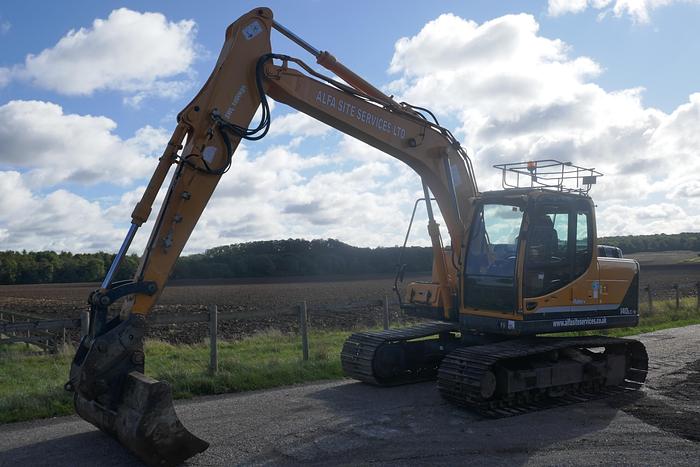 Used 2013 HYUNDAI ROBEX140 LC-9