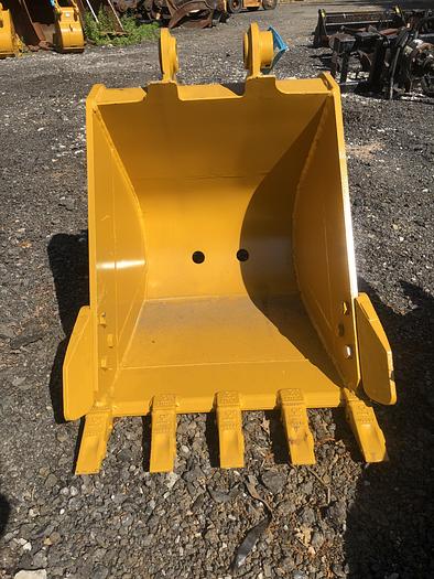 24" Excavator Bucket