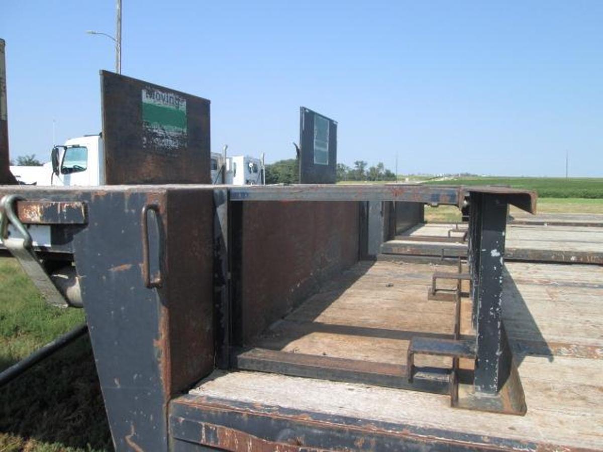 Used 2006 WADE 43X102 STEP DECK