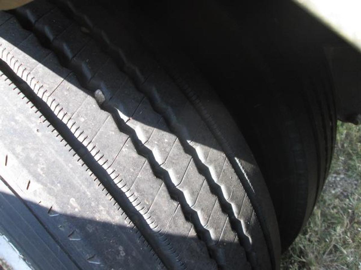 Used 2007 WADE 43X102 STEP DECK